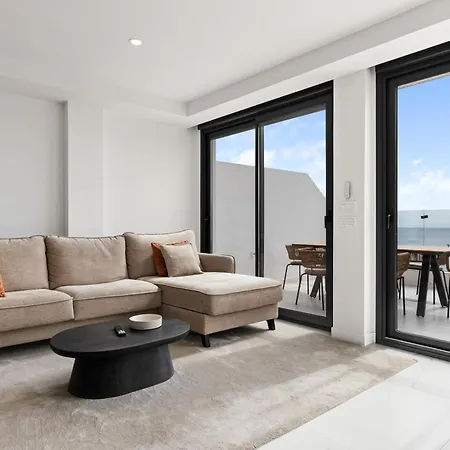 Azata Delmare 2463 Lejlighed Estepona