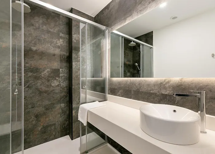 Azata Delmare 2463 Estepona