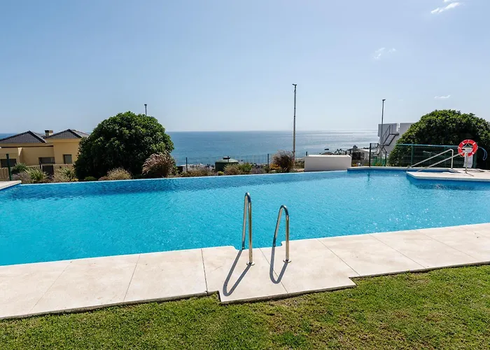 Azata Delmare 2463 Estepona