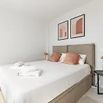 Azata Delmare 2463 * Estepona