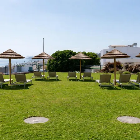 Azata Delmare 2463 * Estepona